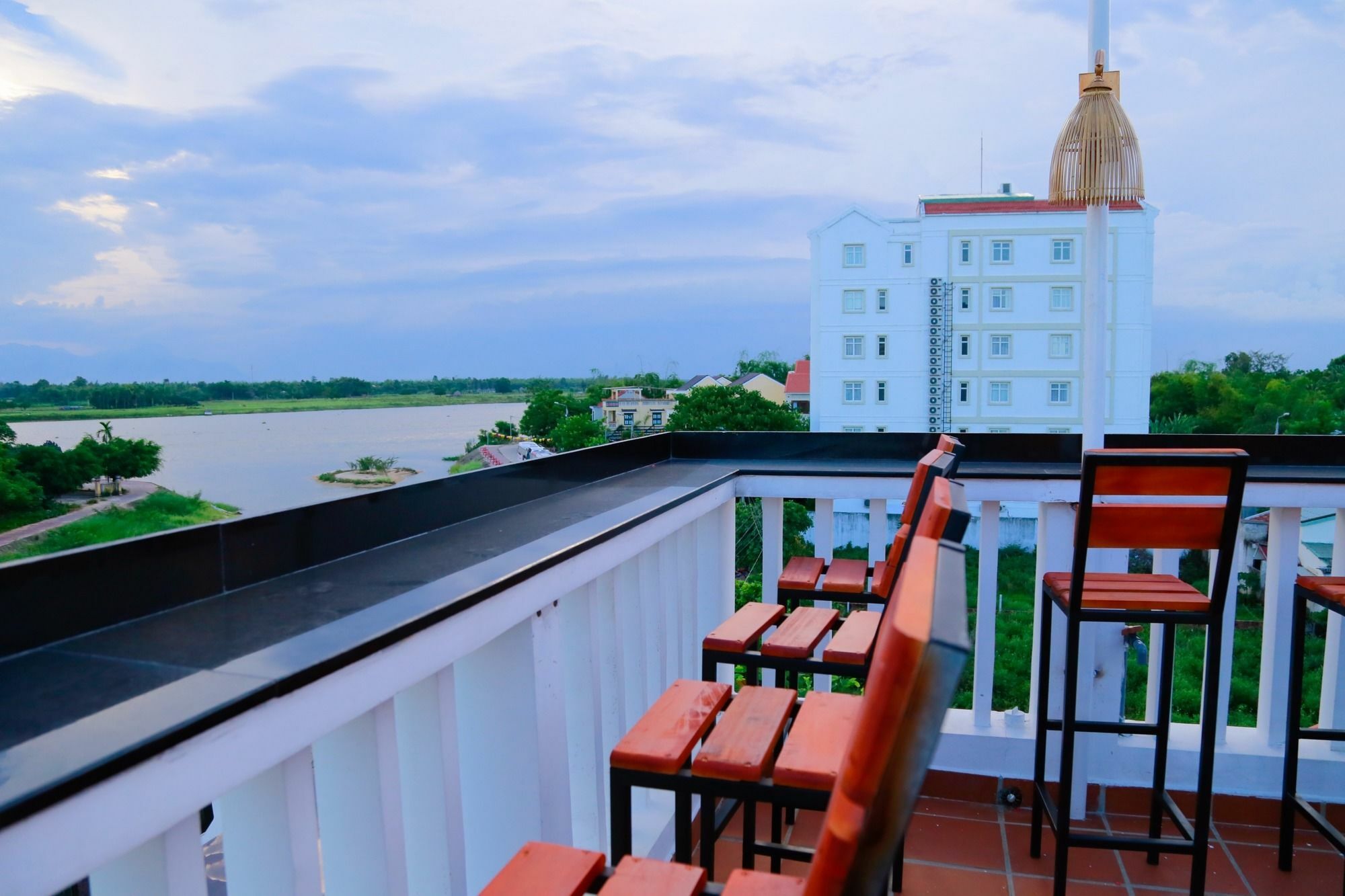 Big Sea Villa Hoi An Riverside Екстер'єр фото